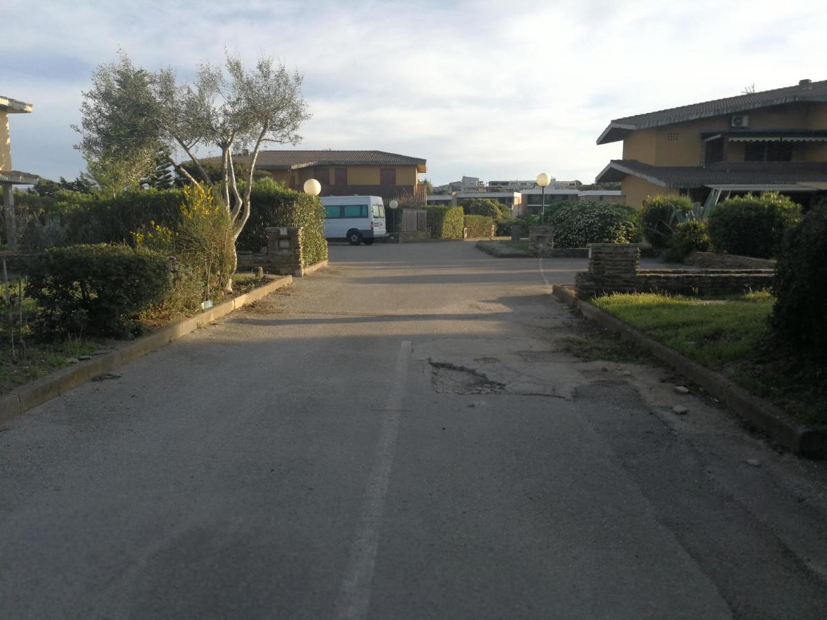 Апартаменты L' Elicriso, A Pochi Passi Dal Mare Con Giardino Privato - The Elicriso, A Few Meters From The Sea, With Private Garden Стинтино Экстерьер фото