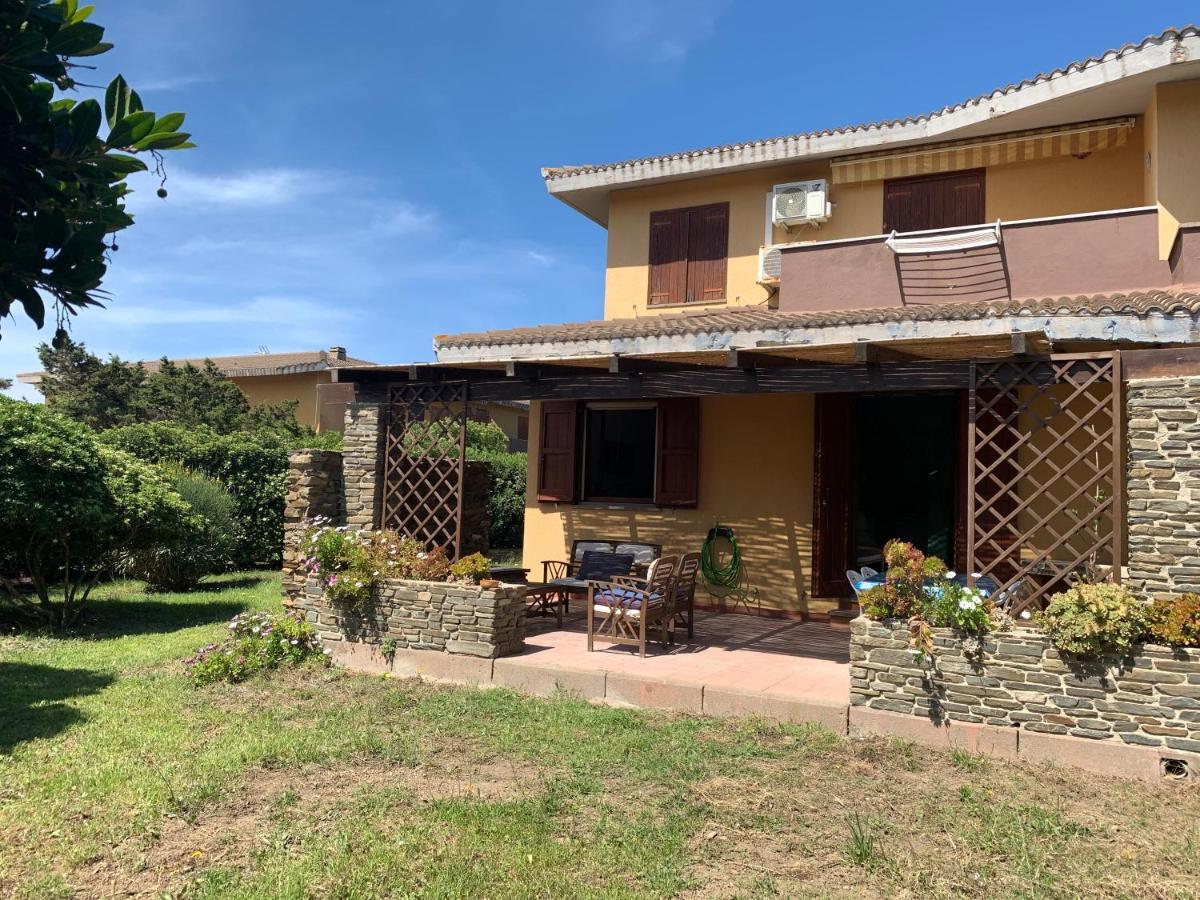Апартаменты L' Elicriso, A Pochi Passi Dal Mare Con Giardino Privato - The Elicriso, A Few Meters From The Sea, With Private Garden Стинтино Экстерьер фото